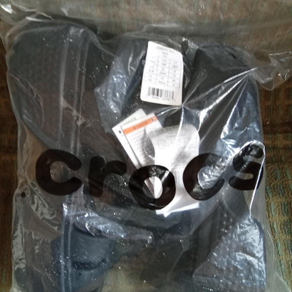 NWT Crocs Black Platform - Picture 5 of 5